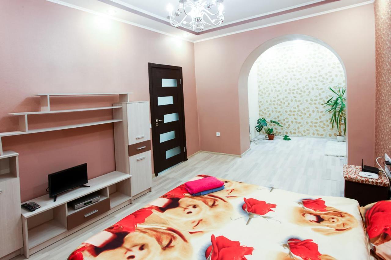 Sweet Home Apartment Київ Екстер'єр фото
